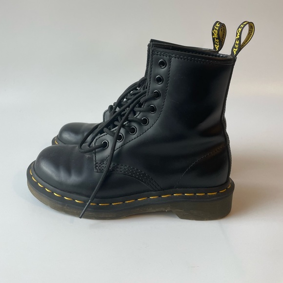 Dr. Marten’s 1460 W - Picture 3 of 6